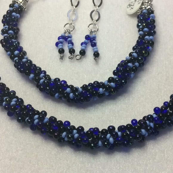 FINAL SALE PRICE Designer Jewelry Set with Onyx & Blue Beads - Picture 3 of 5